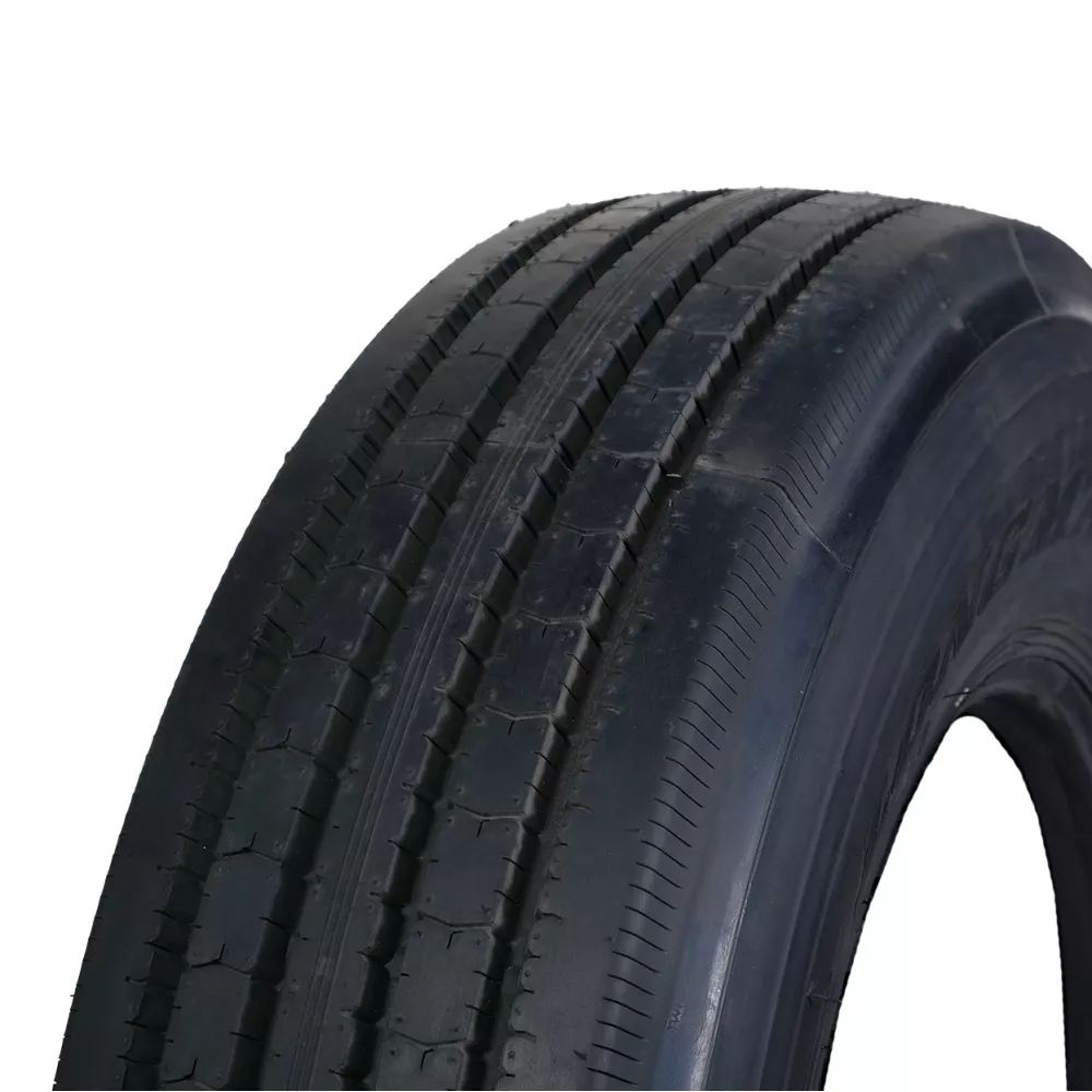 Грузовая шина 295/80 R22,5 Long March LM-216 18PR в Еманжелинске