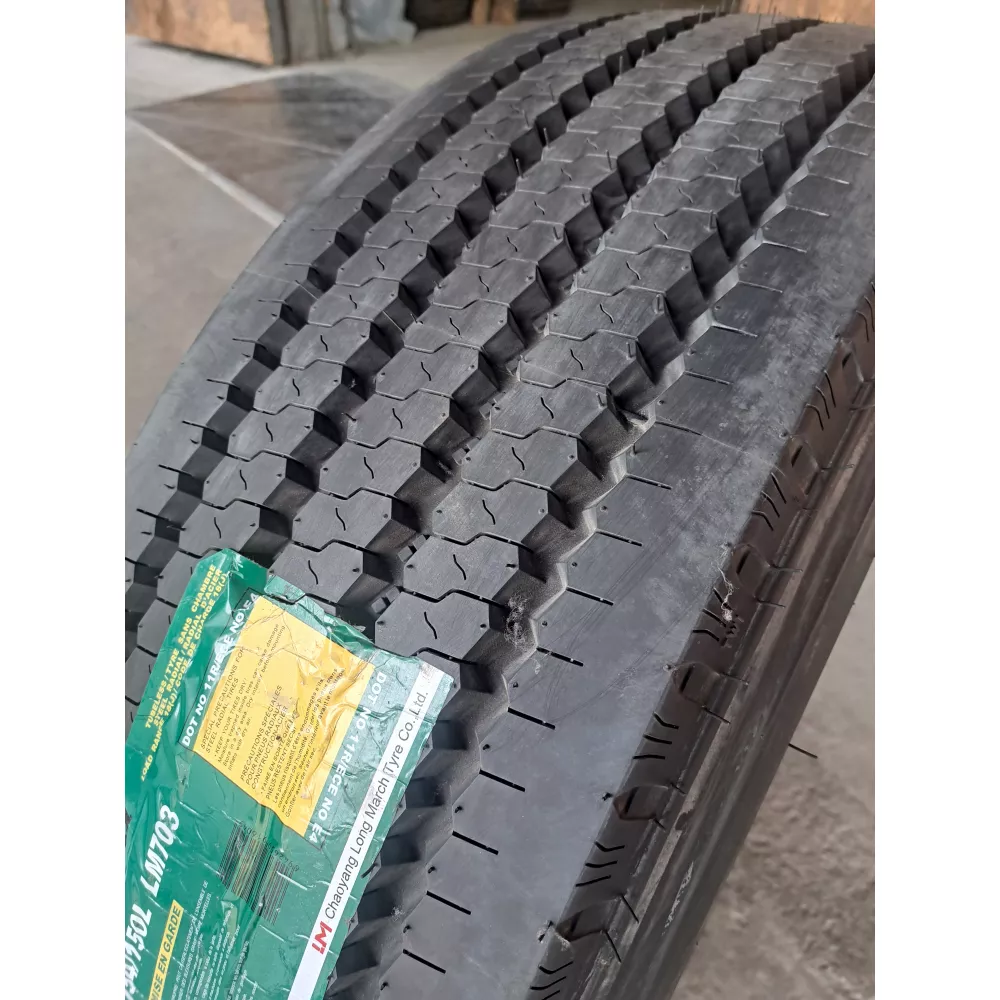 Грузовая шина 315/70 R22,5 Long March LM-703 18PR в Еманжелинске